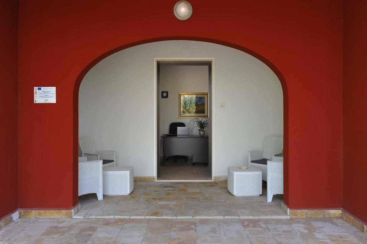 Agriturismo Caranna 토레 라필로 외부 사진