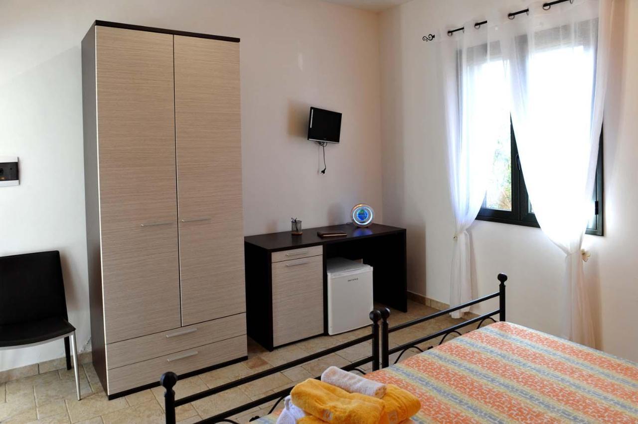 Agriturismo Caranna 토레 라필로 외부 사진